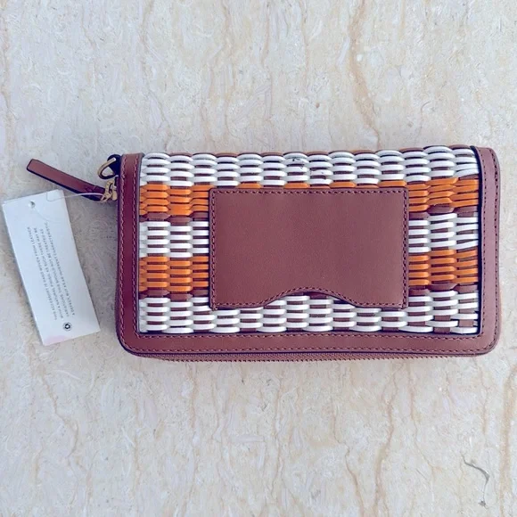 NWT Tory Burch Emerson Woven Leather Wristlet Zip Continental Wallet. - Picture 7 of 7